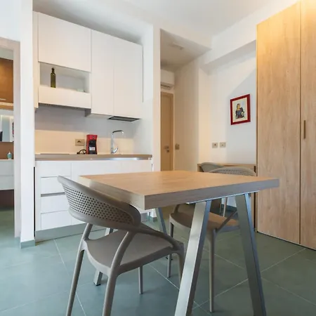 Casa Alexandr Tiffany アパート *